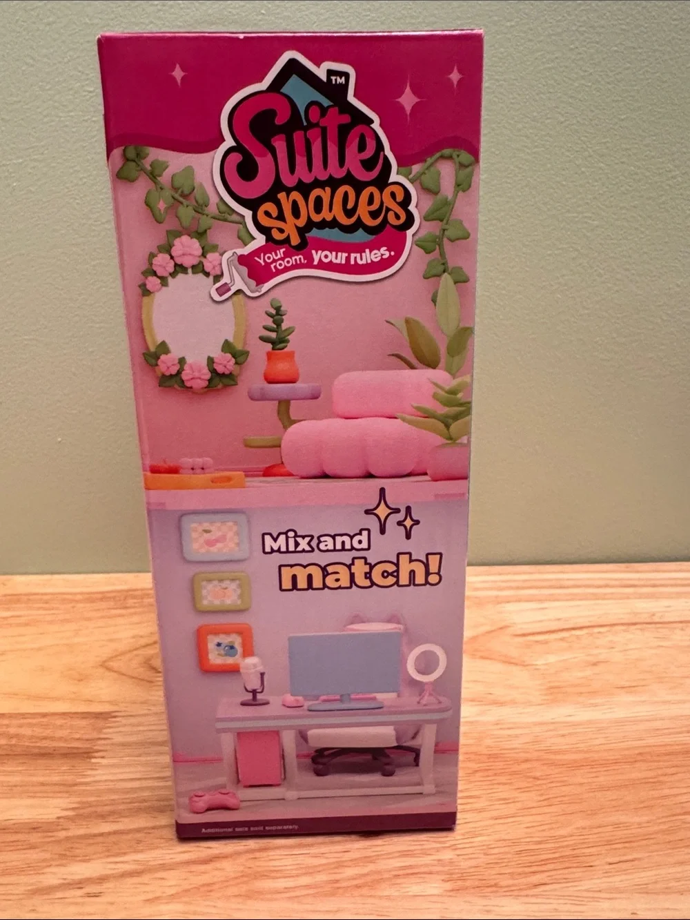 Space Starter Base Room - Pink Wall Decor Playset